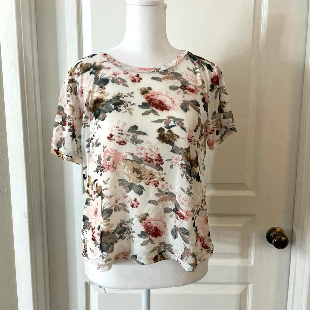 3/$20 Love Charma floral sheer stretchy blouse